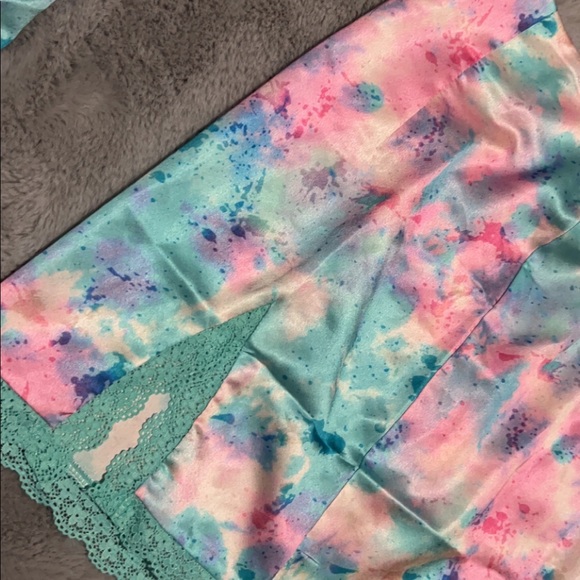 Tie Dye Lace Contrast Cami and Skirt Set - Picture 3 of 6